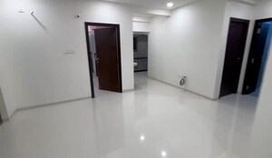 Room in 2.5 BHK Apartment at Frontline Seven, Kokapet – for Rent