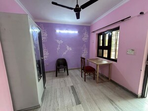 Room in 1 BHK Builder Floor at Palam Vihar Residents Association, Palam Vihar – for Rent