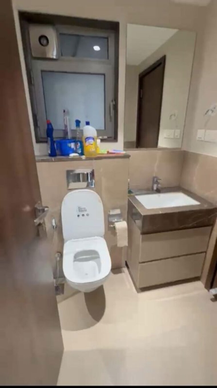 Bathroom, piramal-aranya 3 Bedroom 1070 Sq.Ft. Apartment In Byculla Mumbai 10598991