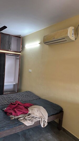 Bedroom in 1 BHK Independent House at Sector 35 – for Rent