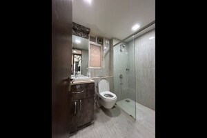 Bathroom in 3.5 BHK Apartment at Runwal Elegante, Andheri West – for Sale