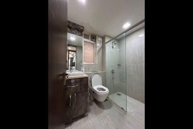 Bathroom, runwal-elegante 3.5 Bedroom 1849 Sq.Ft. Apartment In Andheri West Mumbai 10598995