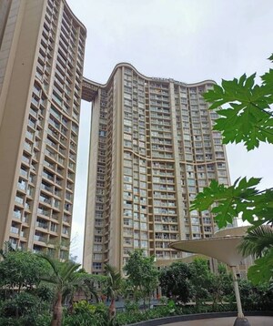 3.5 BHK Apartment For Sale in Runwal Elegante, Andheri West