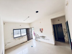 Room in 2 BHK Independent House at Hathijan – for Rent
