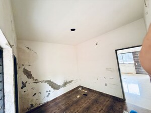 Room in 2 BHK Independent House at Hathijan – for Rent