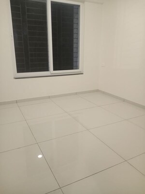 Room in 2 BHK Apartment at Tathawade – for Rent