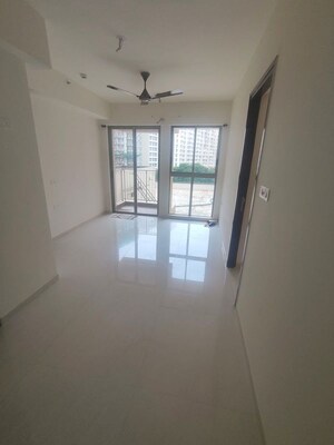 2 BHK Apartment For Rent in Lodha Crown Kolshet, Kolshet Road