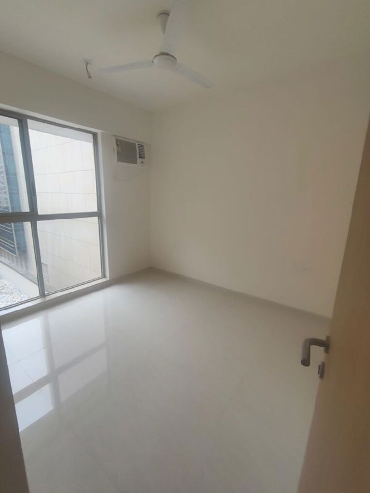 Bedroom, lodha-crown-kolshet 2 Bedroom 580 Sq.Ft. Apartment In Kolshet Road Thane 10598984