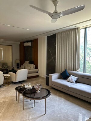 Living Room in 4 BHK Builder Floor at Suncity Township Gurgaon, Sector 54 – for Rent