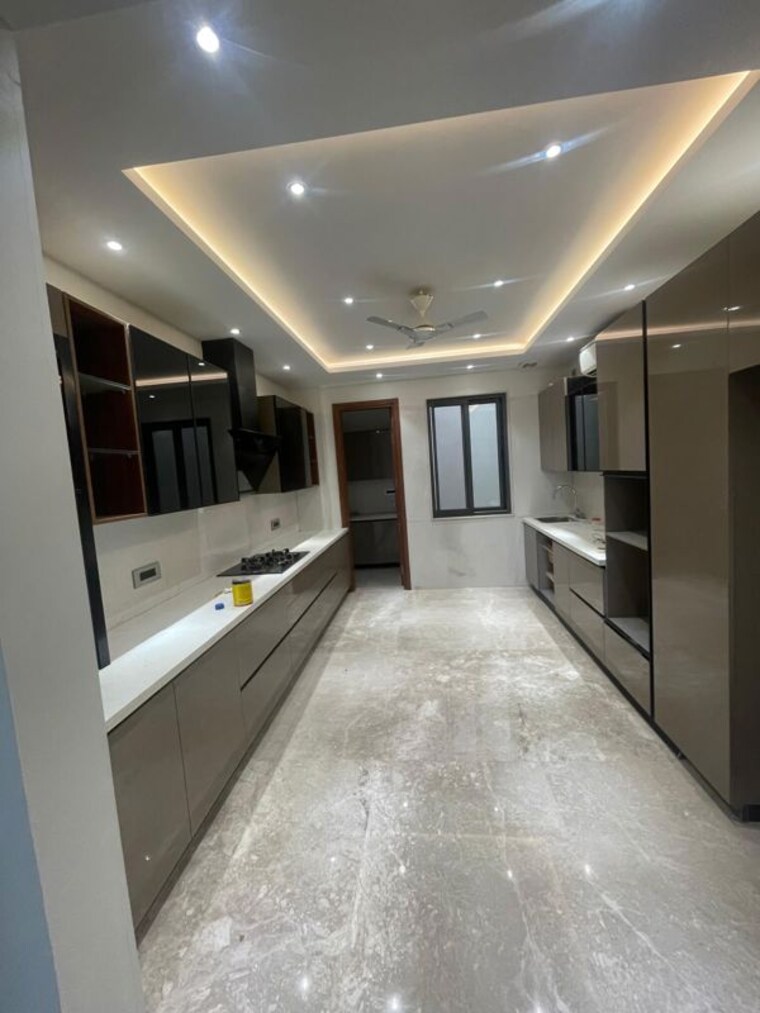 Kitchen, suncity-township-gurgaon 4 Bedroom 500 Sq.Ft. Builder Floor In Sector 54 Gurgaon 10464937