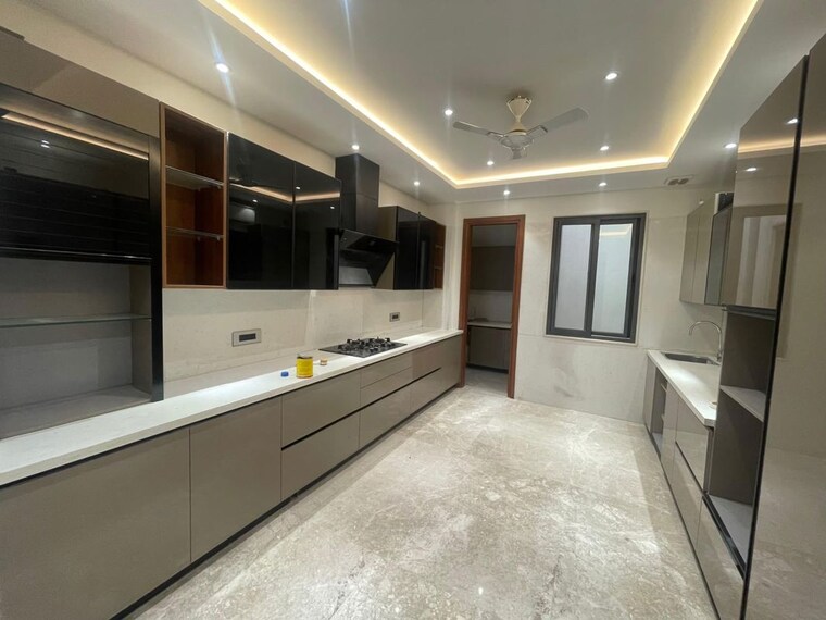 Kitchen, suncity-township-gurgaon 4 Bedroom 500 Sq.Ft. Builder Floor In Sector 54 Gurgaon 10464937