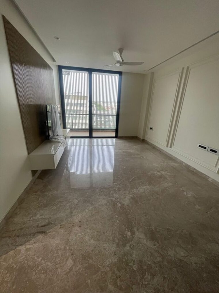 Room, suncity-township-gurgaon 4 Bedroom 500 Sq.Ft. Builder Floor In Sector 54 Gurgaon 10464937