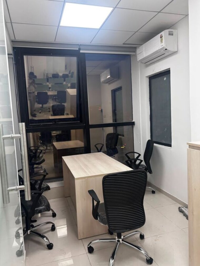 Team Area, hubtown-rhythm Commercial Office Space 331 Sq.Ft. In Panch Pakhadi Thane 10599036