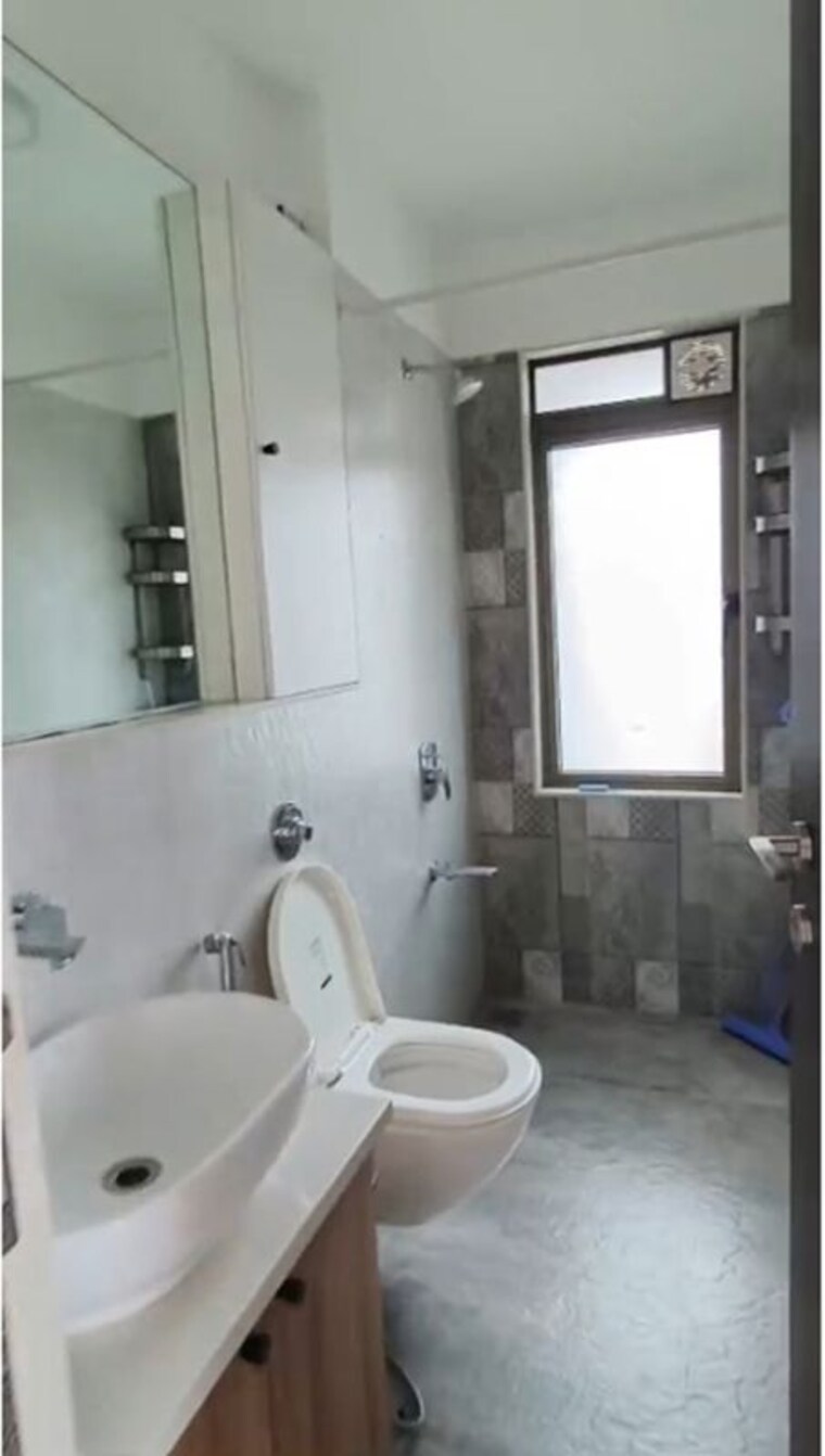 Bathroom, chembur 3 Bedroom 1235 Sq.Ft. Apartment In Chembur Mumbai 10598903