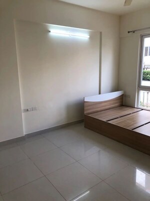 Room in 2 BHK Apartment at Goyal And Co Footprints, Jakkuru – for Rent