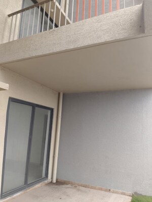 Room in 3 BHK Apartment at Shapoorji Pallonji Joyville Hinjewadi, Hinjewadi – for Rent