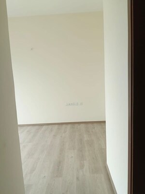 Room in 2 BHK Apartment at Raj Infinia, Malad West – for Sale