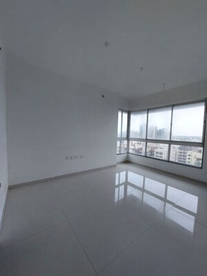 2 BHK Apartment For Sale in Shreeji Atlantis, Malad West