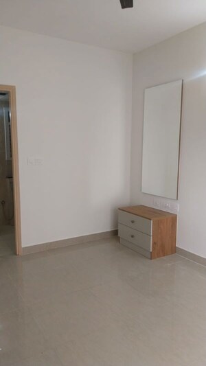 Room in 2 BHK Apartment at Puravankara Purva Zenium, Hosahalli – for Rent
