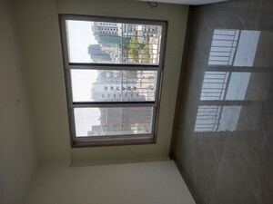 Room in 3 BHK Apartment at Nutan Nagar Building, Borivali West – for Rent