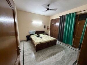 Bedroom in 2.5 BHK Villa at Sector 23 – for Rent