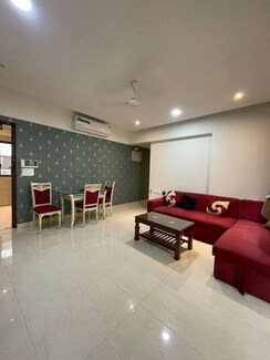 2 BHK Apartment For Rent in Akshay Apartment Bandra West