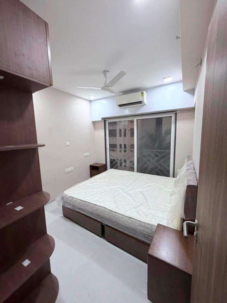 Bedroom, karishma-apartments-khar-west 2 Bedroom 1000 Sq.Ft. Apartment In Khar West Mumbai 10599096