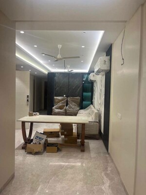 2 BHK Builder Floor For Rent in Saket