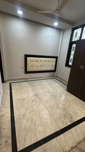 Room in 3 BHK Builder Floor at East Of Kailash – for Rent
