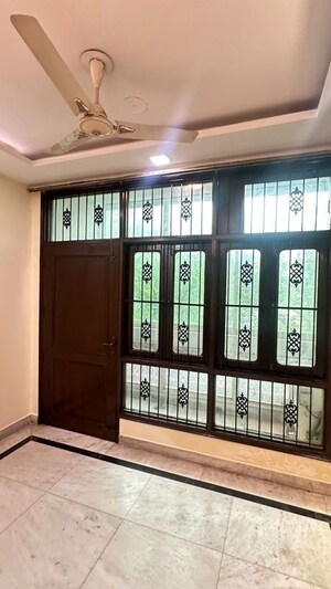 Room in 3 BHK Builder Floor at East Of Kailash – for Rent