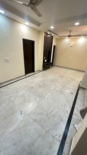 Room in 3 BHK Builder Floor at East Of Kailash – for Rent