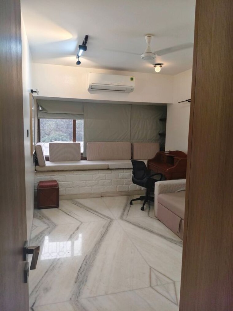 Bathroom, anjali-chs-varsova 2 Bedroom 700 Sq.Ft. Apartment In Versova Mumbai 10599171