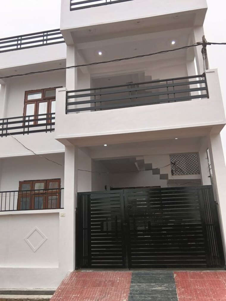 Exterior View, neelendras-amity-greens 3 Bedroom 1800 Sq.Ft. Independent House In Gomti Nagar Lucknow 10599170