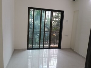 Room in 2 BHK Apartment at Happy Home Residency, Mira Road – for Rent