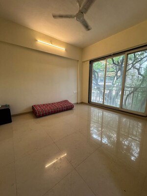 Bedroom in 3 BHK Apartment at Chembur – for Rent