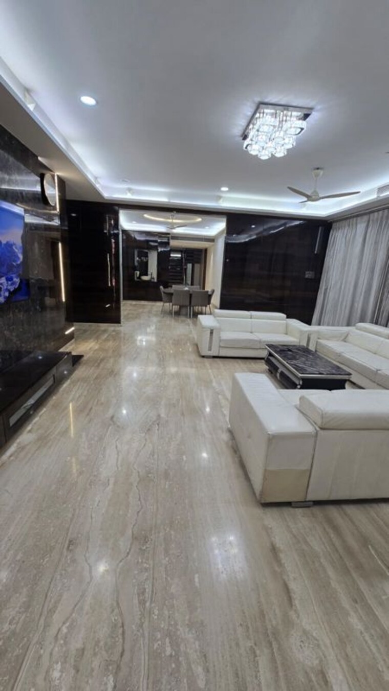  Parking, vesu 4 Bedroom 5400 Sq.Ft. Penthouse In Vesu Surat 10484734
