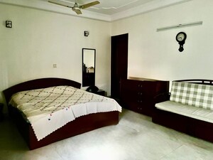 3 BHK Builder Floor For Sale in Chittaranjan Park