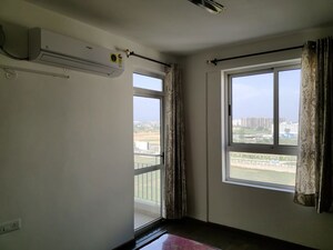 Room in 2 BHK Apartment at Vip Road – for Rent