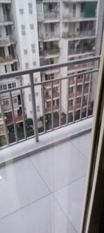 2 BHK 1350 Sq.Ft. Apartment in Parker White Lily
