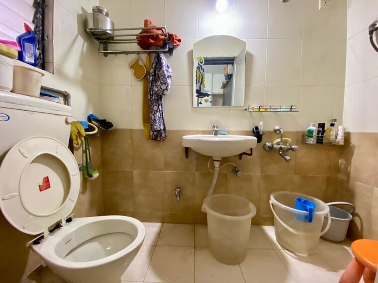 Bathroom, welworth-celina 3 Bedroom 1271 Sq.Ft. Apartment In Baner Pune 10498087