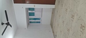 Room in 2.5 BHK Apartment at Sarita Vihar – for Rent