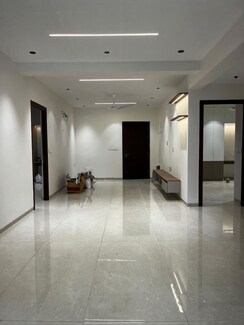 3 BHK + Prayer Room Apartment For Rent in SRR Sriram River View