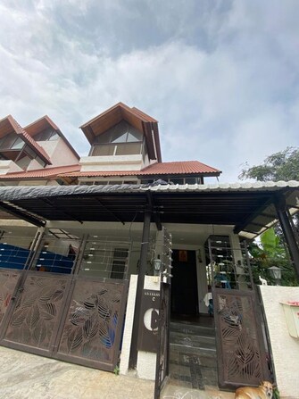 4 BHK + Prayer Room,Servant Room,Study Room Villa For Sale in Om Shri Gayathri Dollar Hills in Manikonda, Hyderabad