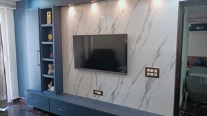 Furnished Amenities in 2 BHK Apartment at Parker White Lily, Sector 8 – for Sale