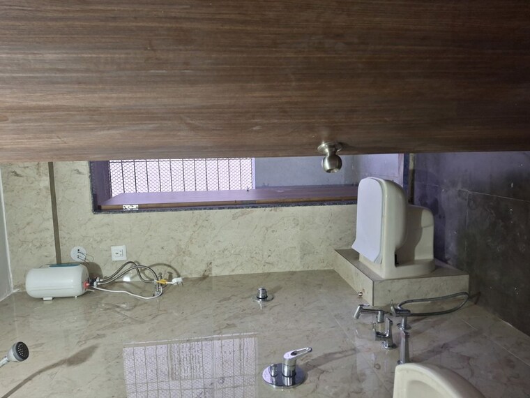 Bathroom, vipul-mahavir-sapphire 2.5 Bedroom 1400 Sq.Ft. Apartment In Ghansoli Navi Mumbai 10599310