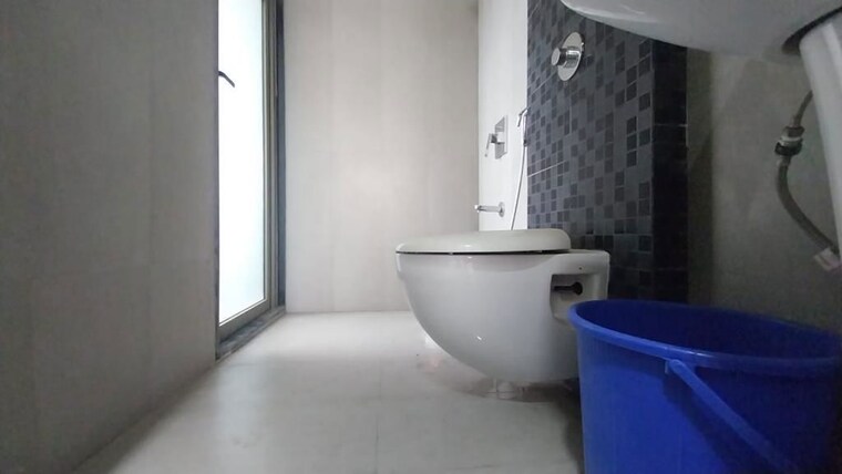 Bathroom, lodha-splendora 1 Bedroom 550 Sq.Ft. Apartment In Ghodbunder Road Thane 10599350