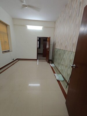2 BHK Apartment For Rent in Bandra West