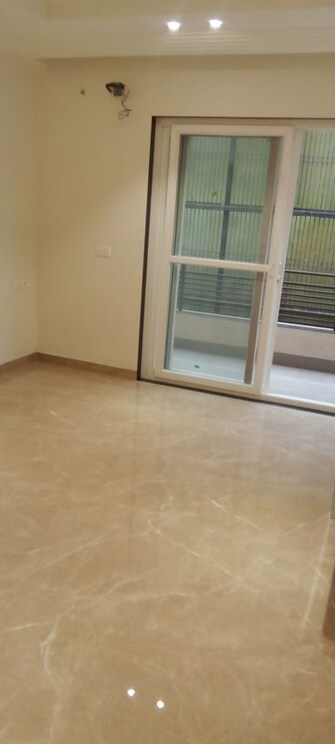 2 BHK 1350 Sq.Ft. Apartment in Parker White Lily
