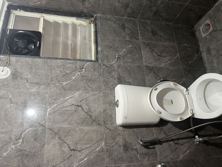 Bathroom, mantra-29-gold-coast 2 Bedroom 1000 Sq.Ft. Apartment In Tingre Nagar Pune 10599365