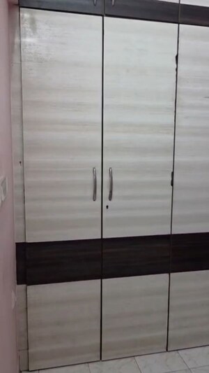 Room in 1 BHK Apartment at Rajnigandha CHS Vasant Vihar, Vasant Vihar – for Rent